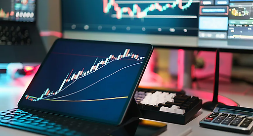 Біткоїн консолідується біля $64 000 на тлі відтоку коштів з ETF