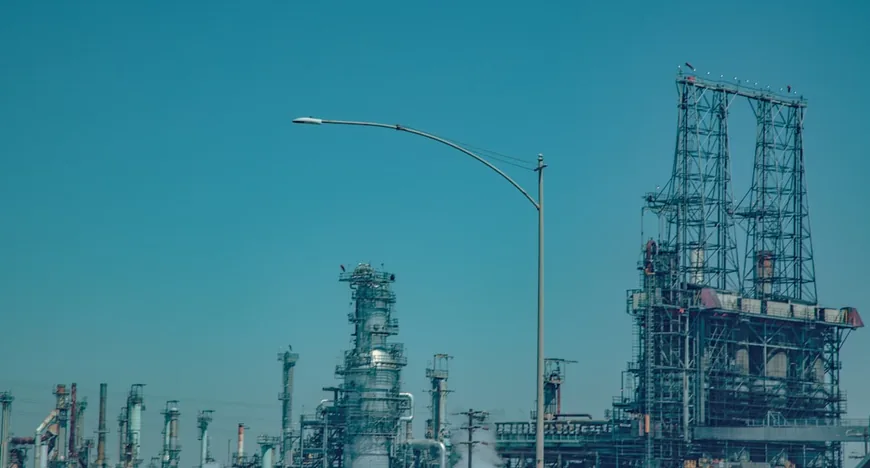 Запаси сирої нафти в США скоротилися на 6.1 млн барелів