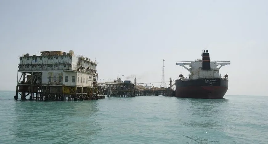 Индийские нефтеперерабатывающие компании приостанавливают закупки иракской нефти