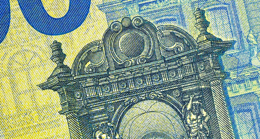 ECB может приостановить повышение ставок