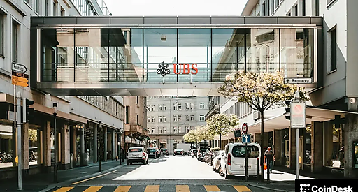 UBS увеличила позицию в call-опционах на BlackRock IBIT