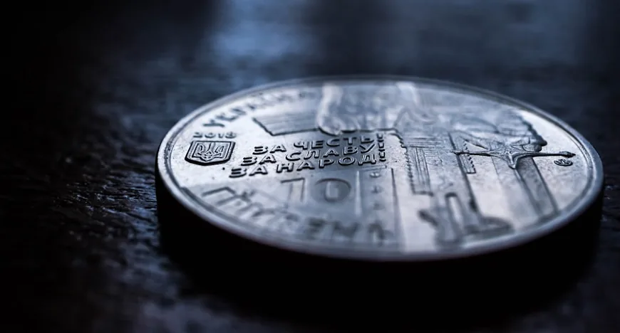 Kraken позволил получать гривну наличными через MoneyGram