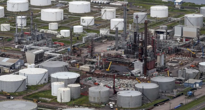 Производство нефти в Канаде может сократиться в сентябре