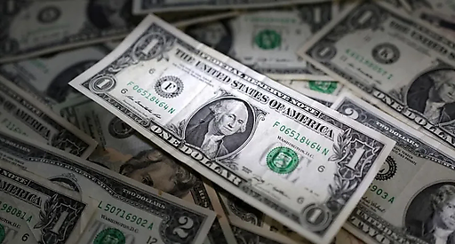 Индекс USD стабилизировался перед выходом данных PCE