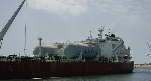 Росія подвоїла флот «тіньових» танкерів для LNG