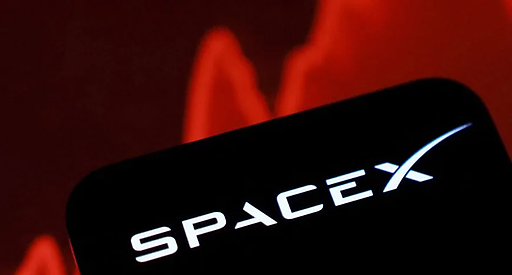 Інвестори SpaceX вимагають інформацію про злиття з Tesla
