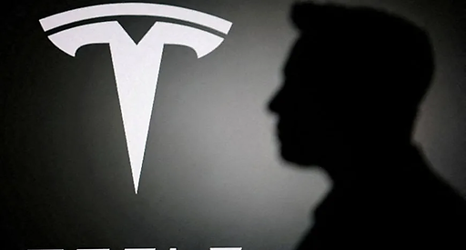 Tesla звітувала про позитивний cash flow